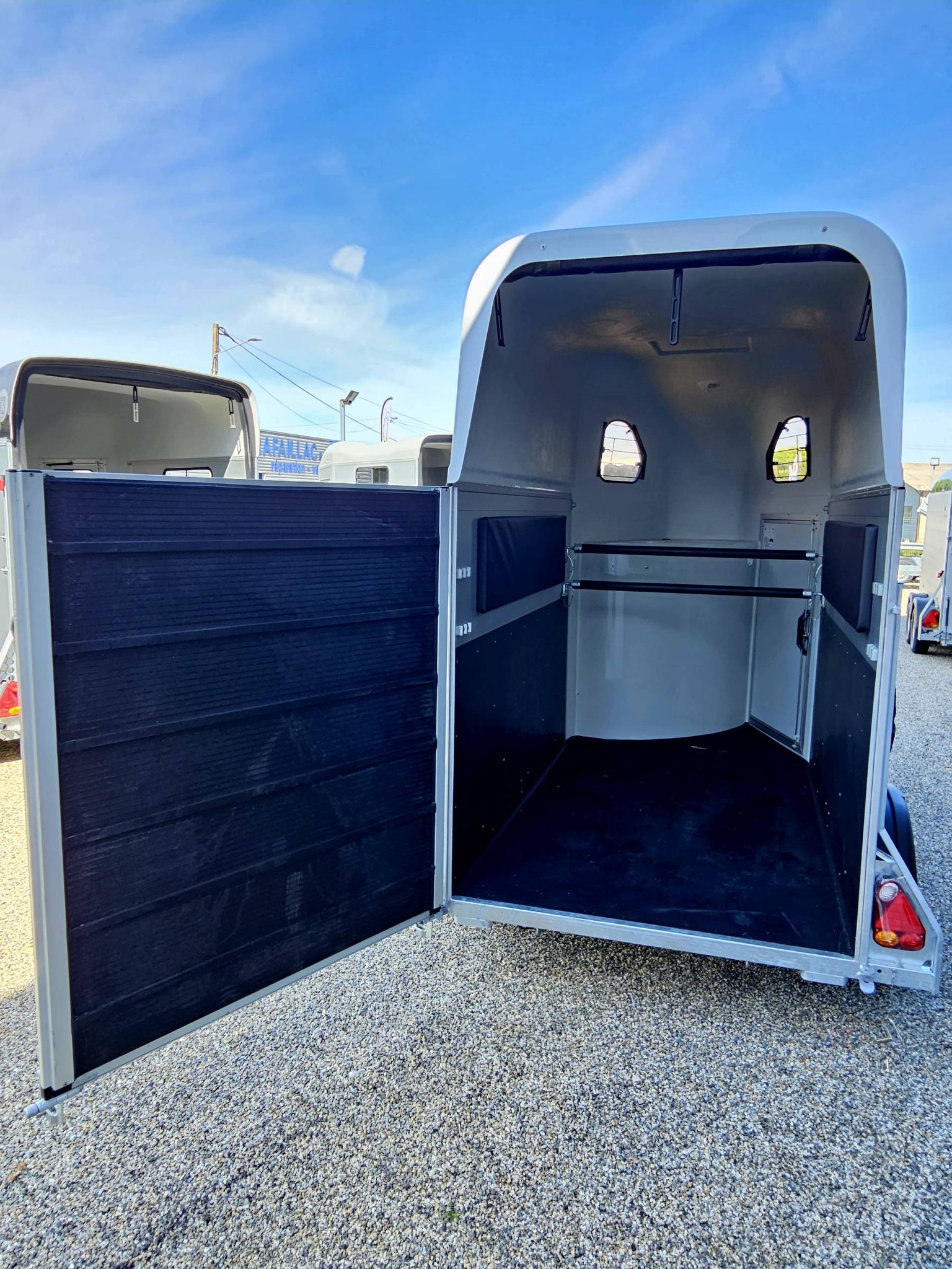 Van Cheval liberté, modèle modèle Gold One Aluline Summer édition avec sellerie – Image 8