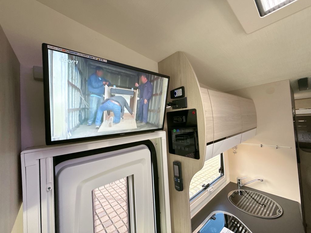 Camping-car Challenger C 394 GA Climate AHK 400 LiFePo NAV – Image 5
